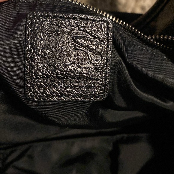 Burberry Large Tote - Picture 5 of 8